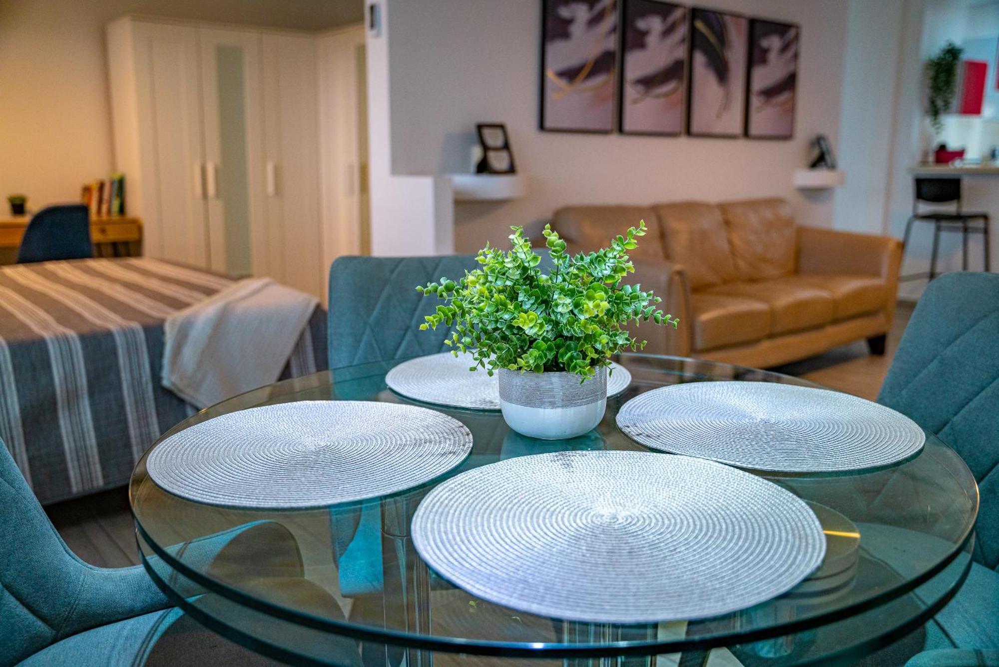 Beachfront Bliss At Isla Apartment