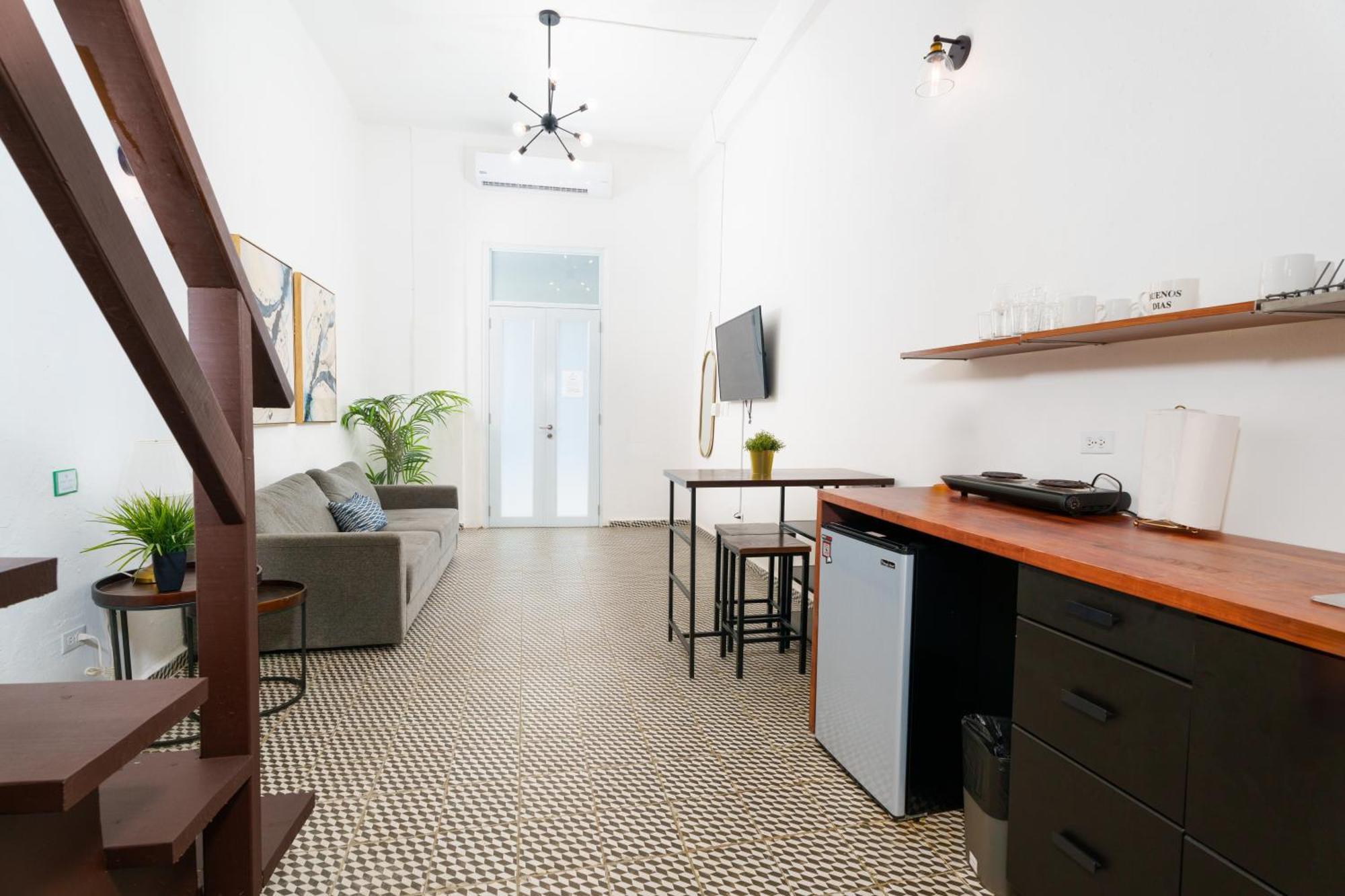 Centric Apt. In Elk.3 Apartment *