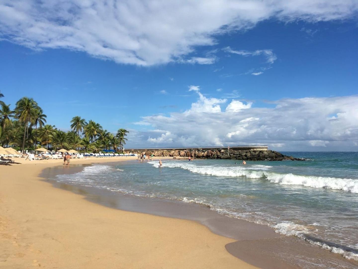 Beachside Steps From Condado Holiday home *