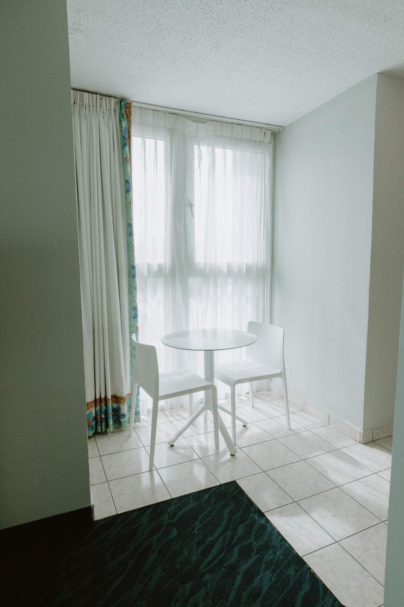 At Esj -king Bed & Access Holiday home San Juan