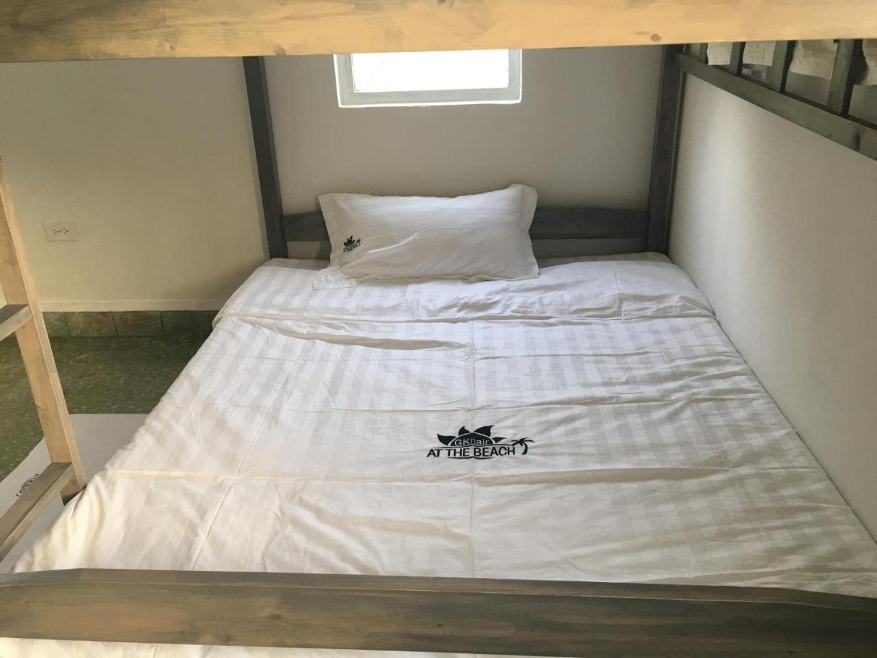 Beach House Guest house *