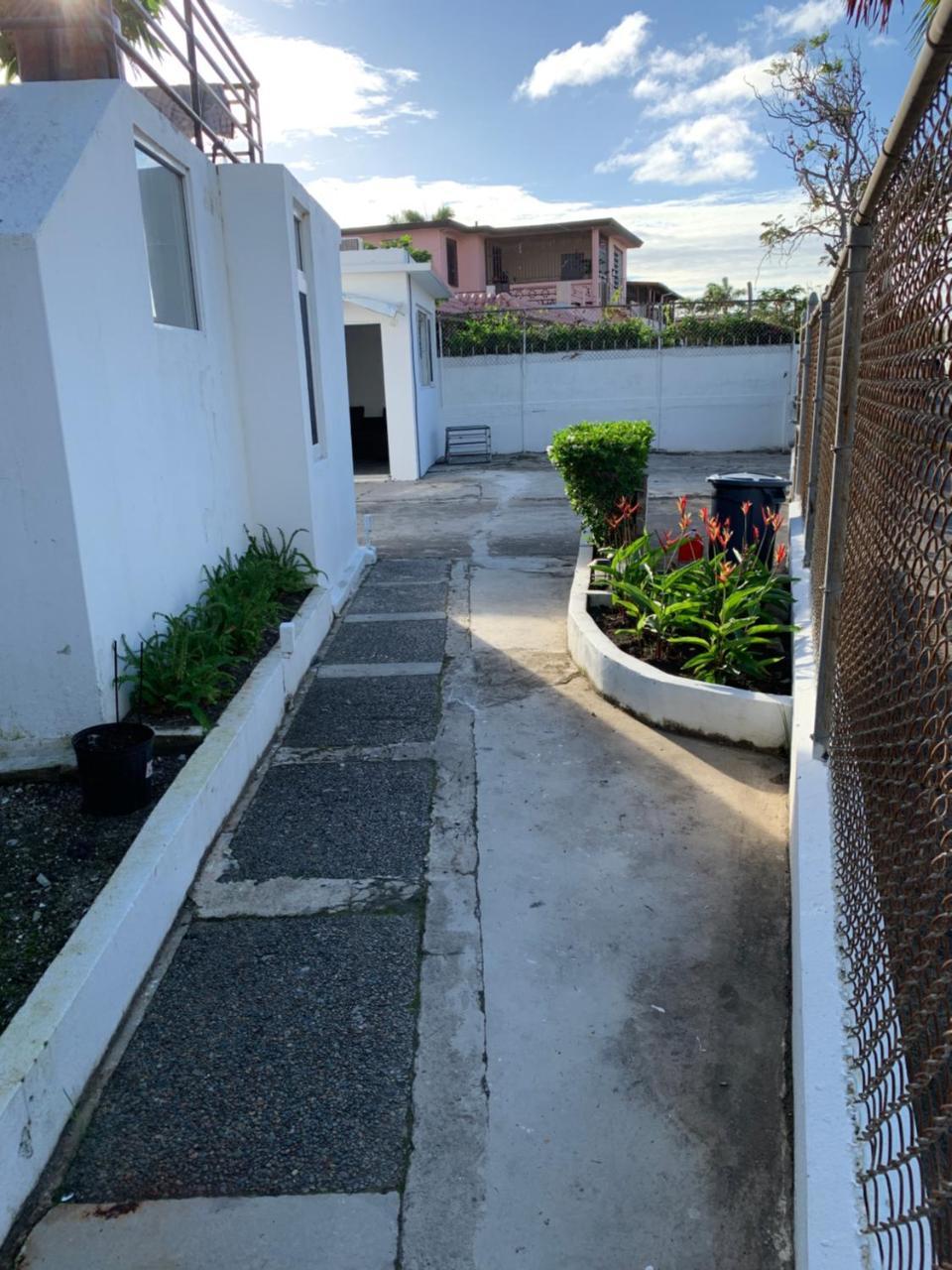 Beach House Guest house San Juan