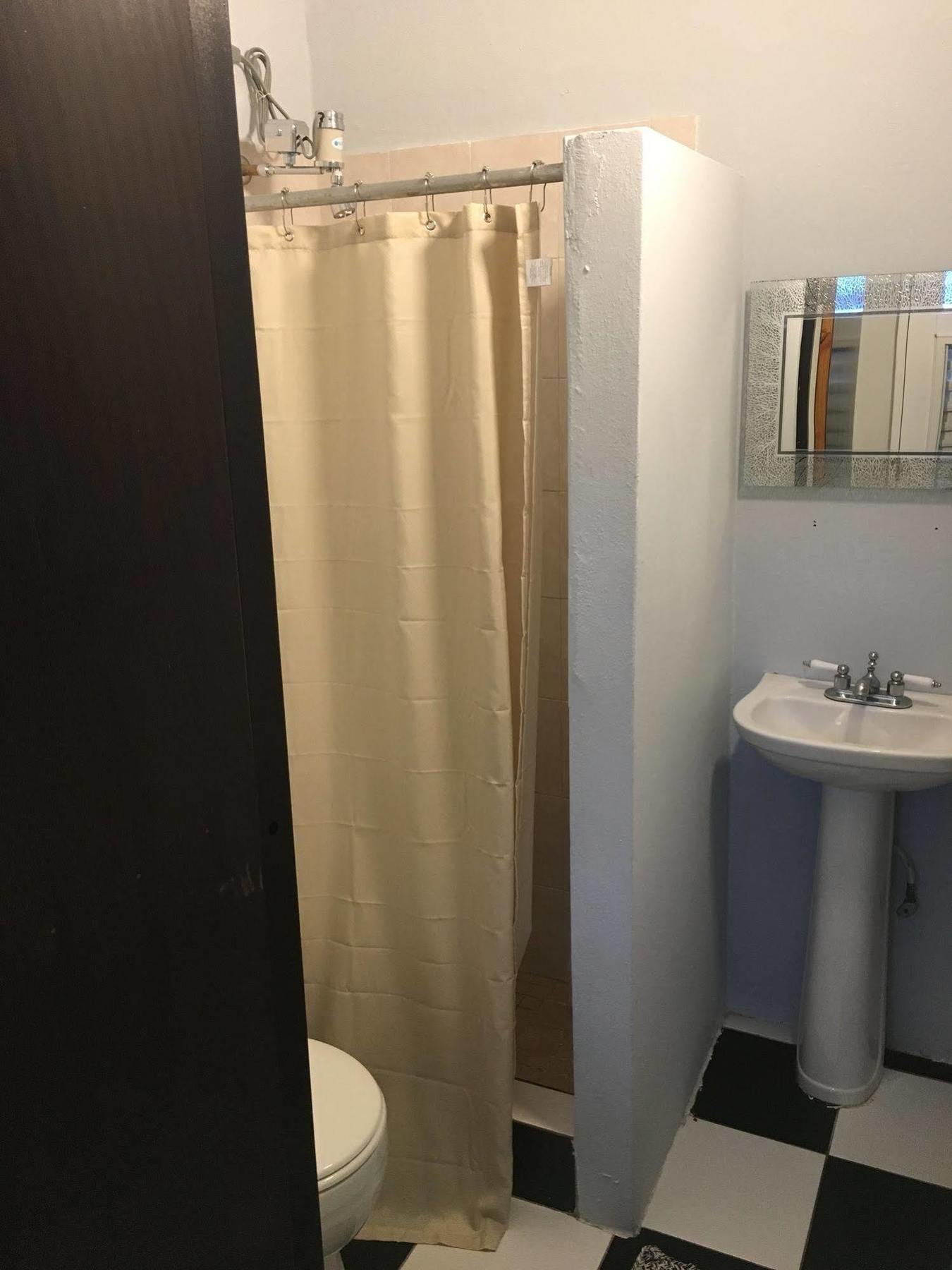 Casa Luna Guest house 2*