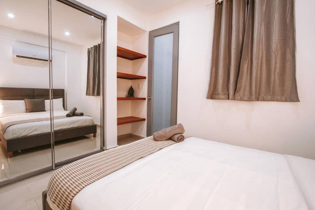 Two Bedroom Apt In Old Sj Five Min Walking From The Beach - Sevilla Court I Apartment