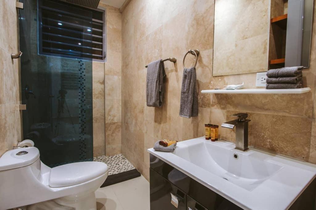 Two Bedroom Apt In Old Sj Five Min Walking From The Beach - Sevilla Court I San Juan